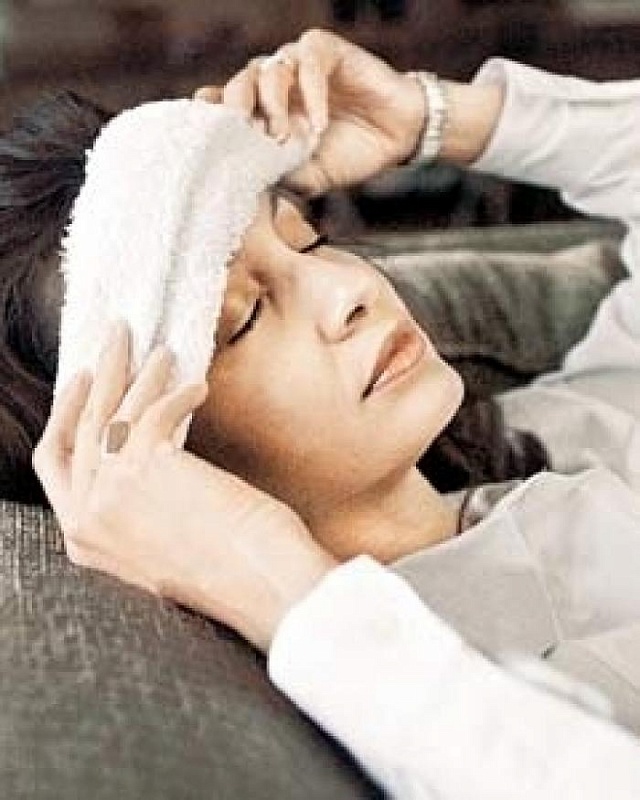 Астраханцы из-за жары падают в обмороки и получают инсульты