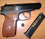 Пьяный астраханец устроил пальбу из украденного пистолета