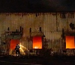 Ночью в Астрахани полыхал ангар