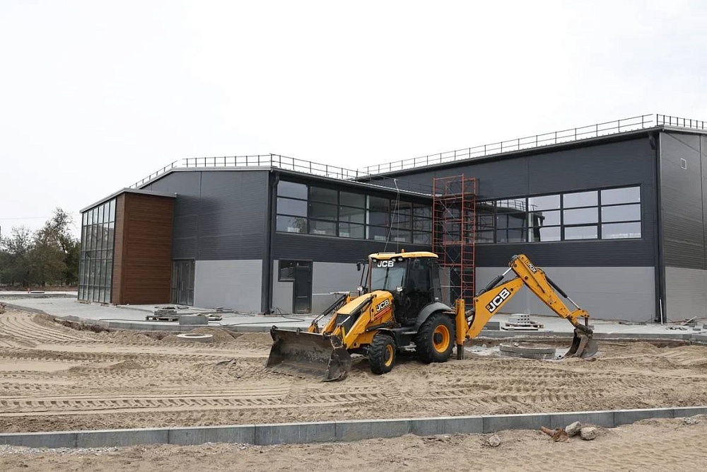 Строительство ФОКа в астраханском райцентре вышло на финишную прямую