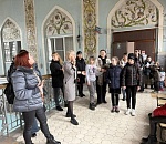 Экскурсию для детей и их родителей провели на железнодорожном вокзале Астрахани 