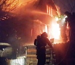 Вчера в Астрахани бушевало «файер-шоу»: в трех крупных пожарах горели 2 дома, 3 машины и 20000 «квадратов» камыша