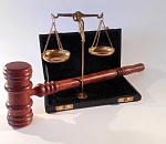 В Астрахани осудили сотрудницу, принимавшую фиктивные экзамены у мигрантов