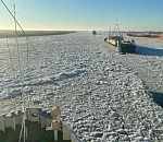 За неделю ледоколы провели через порты Астрахань и Оля 50 судов