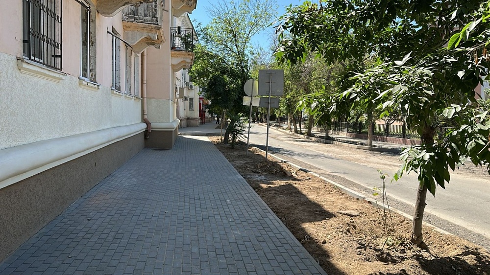 Еще одну улицу в центре Астрахани привели в порядок