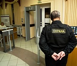 В школах Астрахани усилят меры безопасности