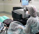 24 астраханцам вернули зрение: астраханские медики освоили новые операции на сетчатке