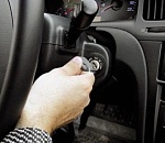 Сторож астраханской базы отдыха взял покататься и утопил служебный автомобиль в полоях