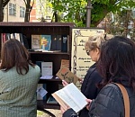 В сквере Астраханской филармонии вновь заработал книгообмен