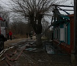 В Астрахани сгорел жилой дом: спасено 7 человек