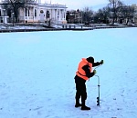 Спасатели предупреждают: лед на водоемах Астрахани по-прежнему опасен