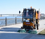 Астраханцев удивили необычные машины в центре города. Для чего они?