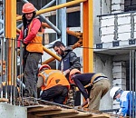 В 2026 году Астраханской области позволили использовать большую долю мигрантов в строительстве