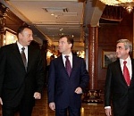 О чем договорятся три президента? Политологи сомневаются, что встреча в Астрахани будет плодотворной.