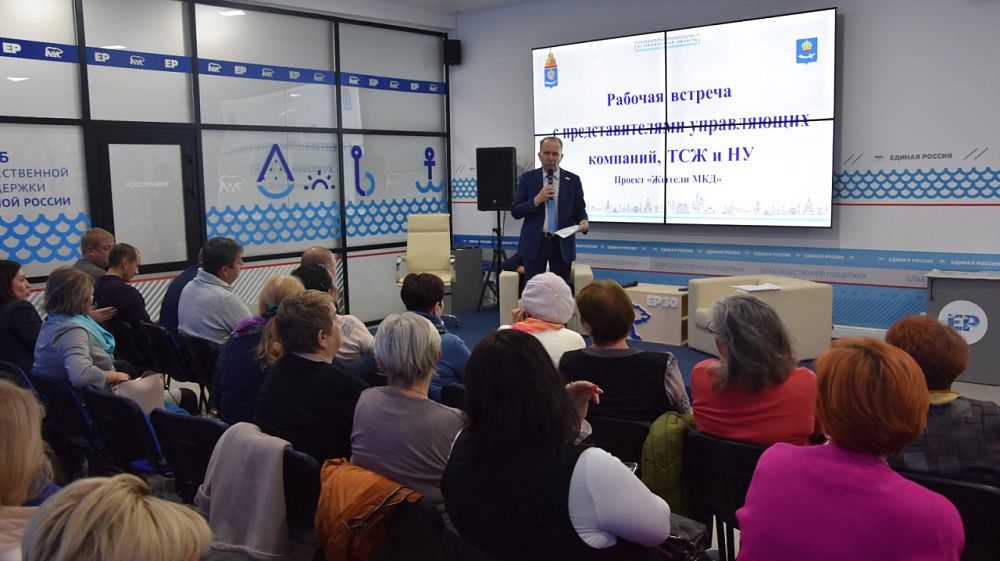 Игорь Седов свел вместе управляющие компании, сотовых операторов и судебных приставов