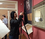 В Астрахани оцифровали галстук Велимира Хлебникова, подаренный Маяковским