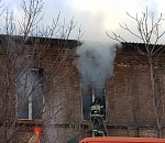 В Астрахани вину за пожар, унесший жизни двоих взрослых и двоих детей, вменяют одному из жильцов дома