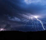 Ливни с грозой и градом прогнозируют в Астраханской области