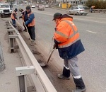 Мост Влюбленных в Астрахани страдает из-за влюбленных