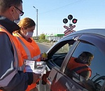 Астраханским водителям напомнили о правилах безопасности на железнодорожных переездах