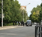 На Бульваре Победы сегодня силовики провели спецоперацию