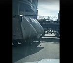 Мост глупости в центре Астрахани поймал очередную жертву