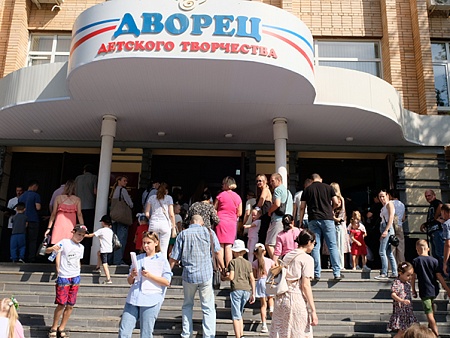 Что будет с главным центром детского творчества в Астрахани