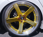 Астраханец обещал знакомой отремонтировать иномарку и сдал ее на запчасти в Дагестане