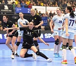 Выигрывая в гостях больше половины игры, «Астраханочка» в итоге едва не получила разгром