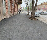 В Астрахани ремонт дорог продолжается и в праздники