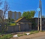 В Астрахани снесли аварийный дом