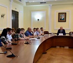 Глава Астрахани возмутился состоянием городских ярмарок