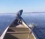 Астраханец напал на волка в раскатной части дельты Волги