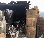 За сутки в Астрахани сгорели сарай, машина и гараж - и все в одном районе