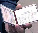 Липовый помощник депутата обманул астраханца на 400 тысяч рублей