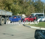 В Астрахани произошло ДТП с участием пяти автомобилей