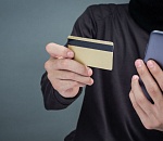 За одни сутки телефонные мошенники увели с карт астраханцев почти 1,7 миллиона рублей