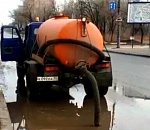 В Астрахани ликвидируют последствия длительного дождя 