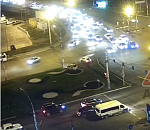 Видео дня: в Астрахани малолитражка продемонстрировала чудеса спортивной гимнастики