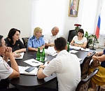 Руководство Астрахани приняло участие в приёме граждан по вопросам аварийного жилья