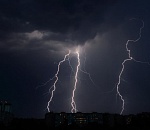 Над Астраханью небо разразится громом и дождем