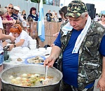 Игорь Бабушкин накормит астраханцев ухой