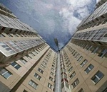 В Астрахани 12-летняя школьница разбилась насмерть, упав с многоэтажки