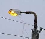 Губернатор поставил астраханцам фонари