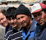 За выходные астраханские погранцы сняли с поездов более 30 нелегалов