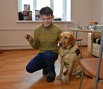 Слепой студент, которого выселили из общежития из-за собаки-поводыря, получил квартиру