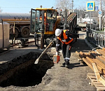 Масштабные работы по реконструкции напорного коллектора идут в центре Астрахани