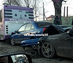 В Астрахани произошло тройное ДТП с участием рейсового автобуса