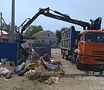За сутки с улиц Астрахани вывезли 34 тонны мусора