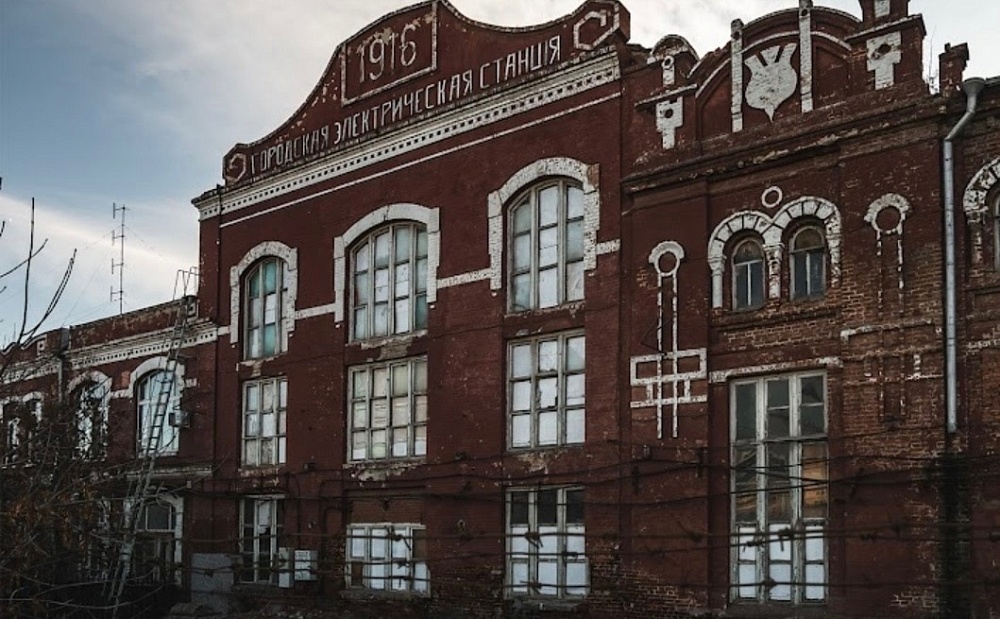 Легендарную заброшенную электростанцию в Астрахани будут реставрировать по настоянию суда
